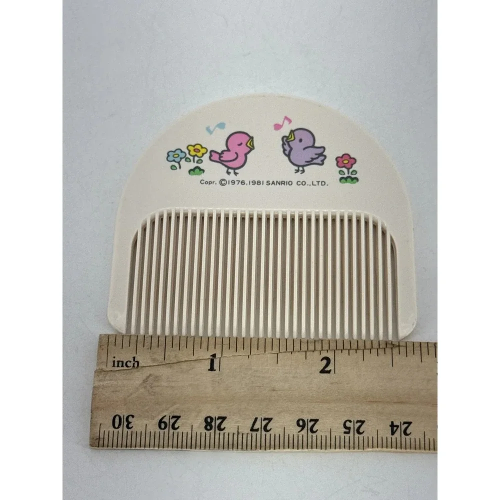 Hasbro Vintage Sanrio 1976 1981 Bird Comb Japan Kikirara Style Little Twin Stars